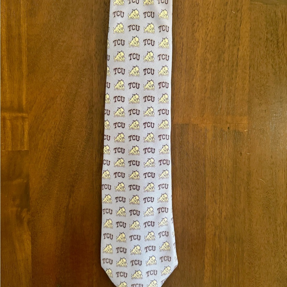 Vineyard Vines Custom Collection - TCU Tie with Purple and Gold Print ~Rare 2010